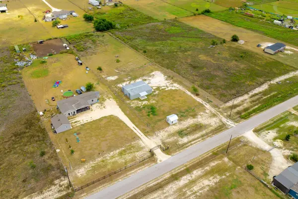 171 Daniel DR, Bertram, TX 78605