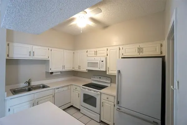 1307 Kinney Ave #117, Austin, TX 78704