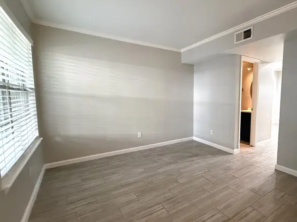 2101 Polaris Ave #9, Austin, TX 78757