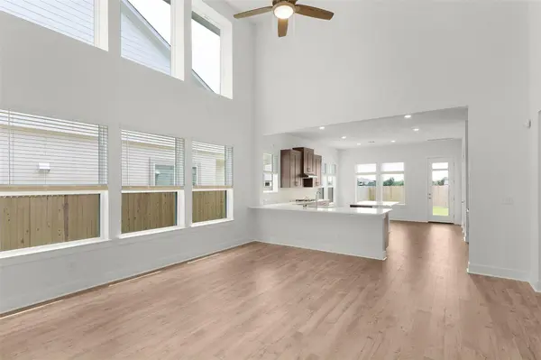 213 Montecido DR, Liberty Hill, TX 78642