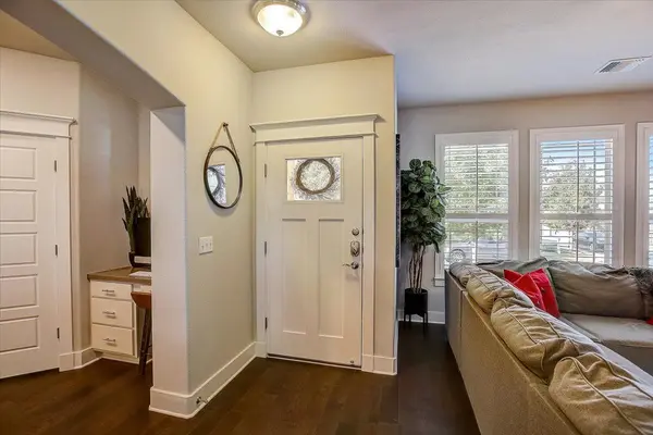 11102 Railway LN #66, Austin, TX 78717