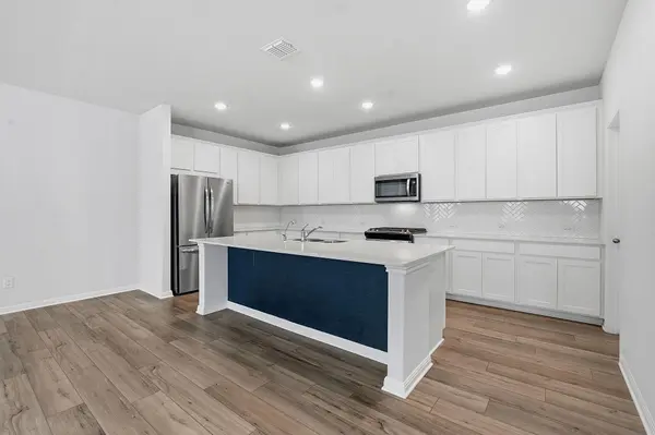 117 Clemens DR, Liberty Hill, TX 78642