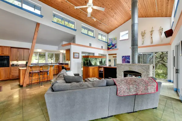 5225 Fossil Rim RD, Austin, TX 78746
