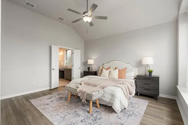 1144 Cathedral Oaks DR, Leander, TX 78641