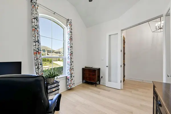 1228 Golden Celebration BND, Leander, TX 78641