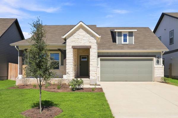 180 Coopers Hawk CRST, Cedar Creek, TX 78612