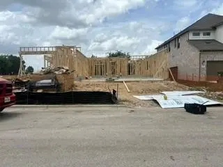 1817 Sauterne DR, Leander, TX 78641