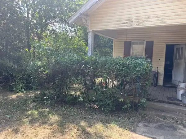 505 W Sixth ST, Brenham, TX 77833