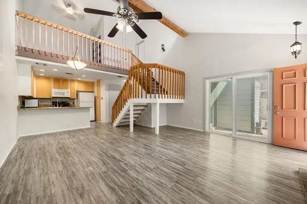 1748 Ohlen RD #42, Austin, TX 78757