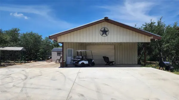 185 Valley Sierra LN, Driftwood, TX 78619