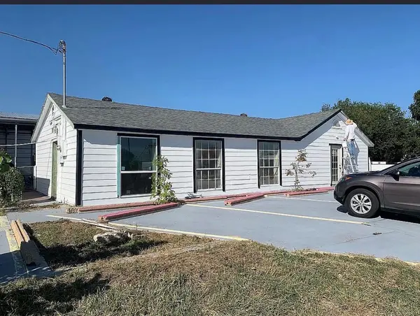 804 W 2nd ST, Taylor, TX 76574