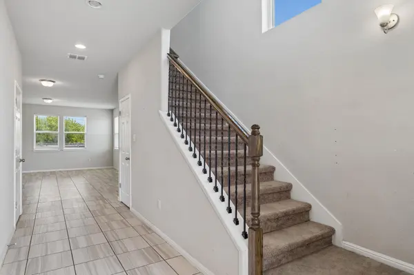 260 Silver Springs BND, Kyle, TX 78640