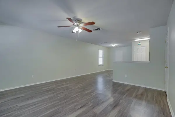 9405 Rowlands Sayle RD, Austin, TX 78744