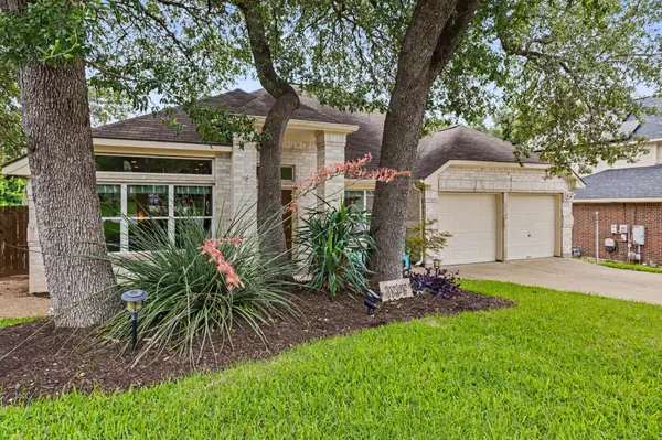 1909 Holly Hill DR, Leander, TX 78641