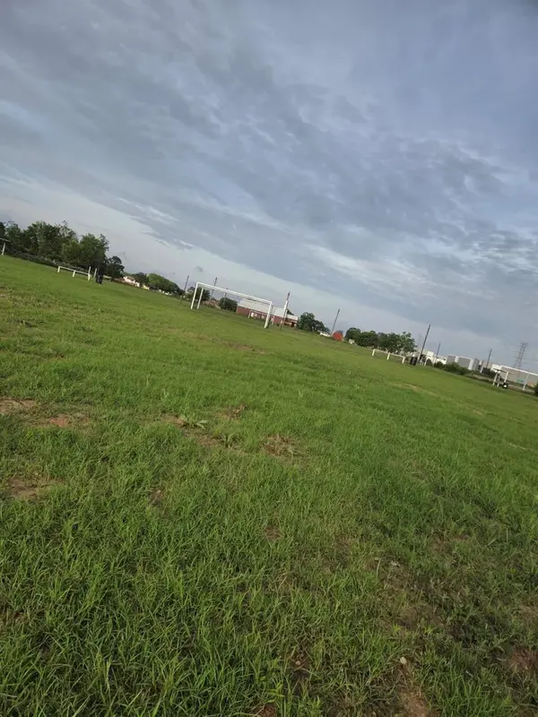 5735 McHard RD, Houston, TX 77053
