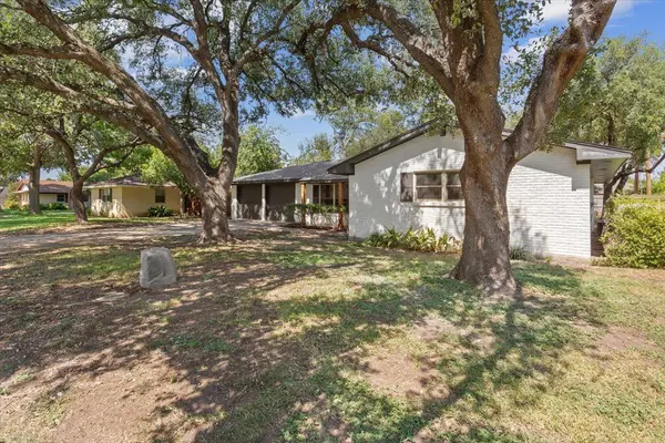 4412 Briar Cliff RD, Temple, TX 76502