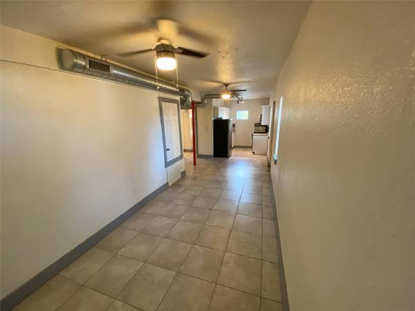 2103 Rosewood Ave #A, Austin, TX 78702