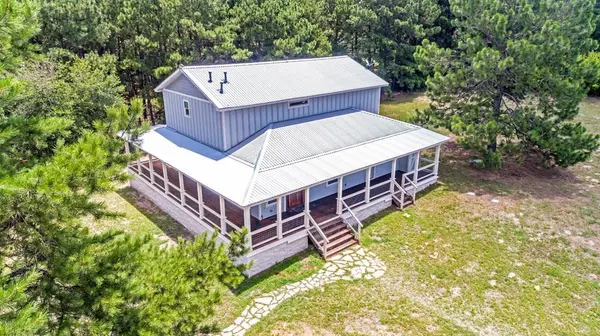 121 Feather Grass LN, Bastrop, TX 78602