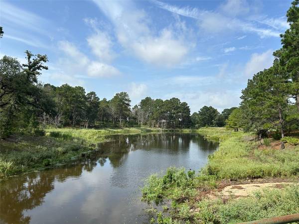5455 N Us-77 HWY, La Grange, TX 78945