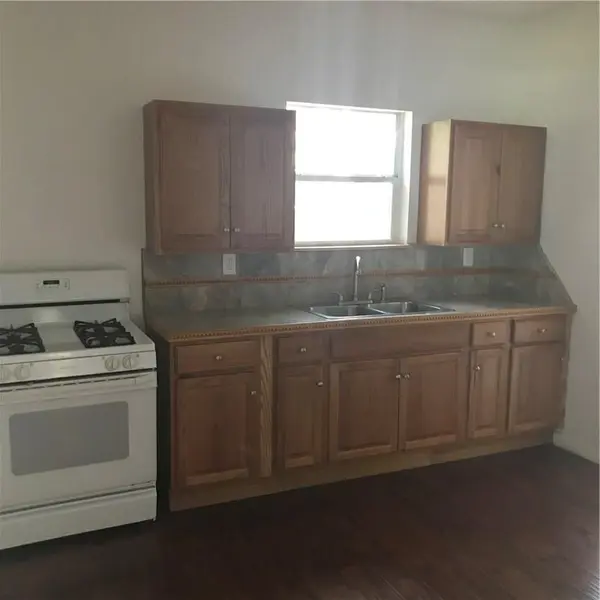 1915 Willow ST, Austin, TX 78702