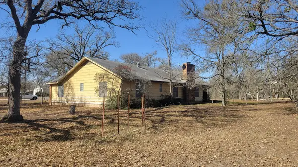 123 River Oaks DR, Cedar Creek, TX 78612
