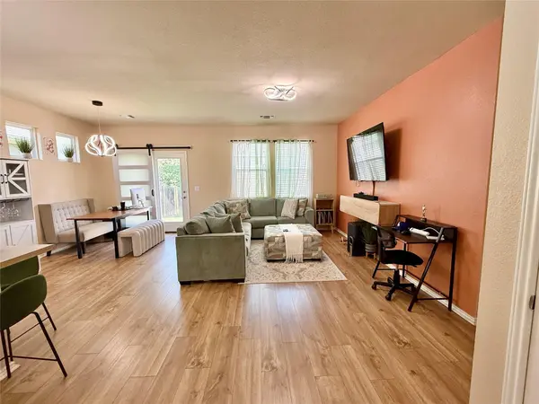 2711 Acopio BND #30, Austin, TX 78745