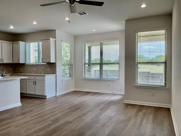 2208 Cornfield DR #B, Pflugerville, TX 78660