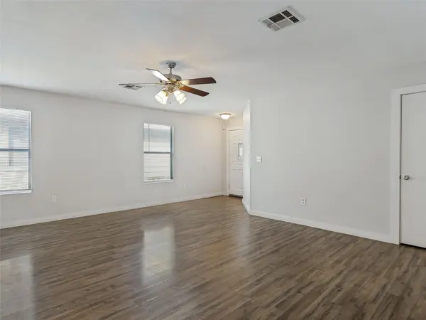 1429 Poppy Seed LN, Austin, TX 78741