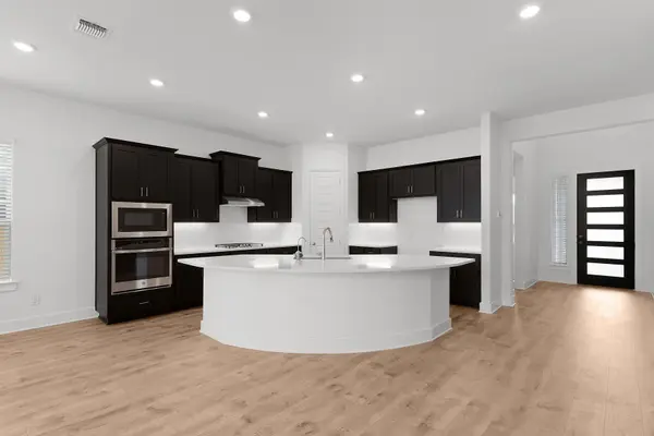 224 Montecido DR, Liberty Hill, TX 78642