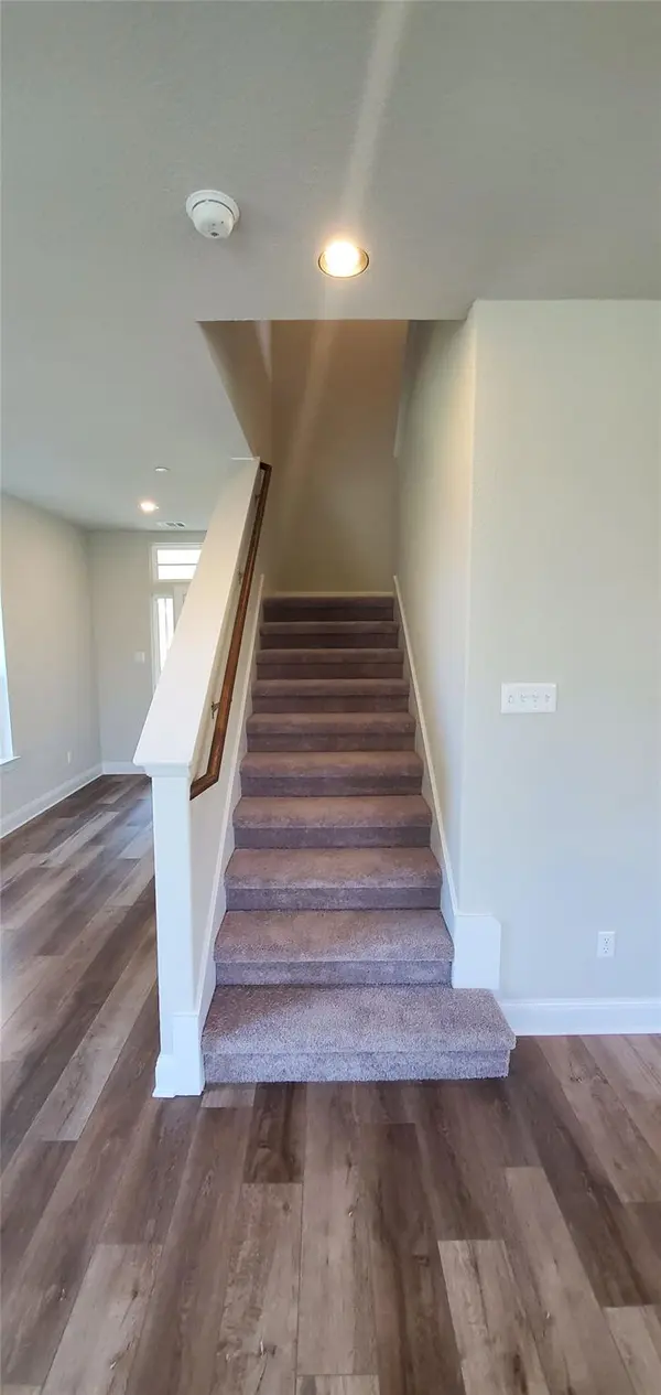2800 Joe DiMaggio BLVD #63, Round Rock, TX 78665