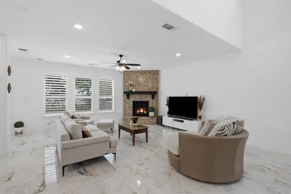 132 Timber Glen LN, Georgetown, TX 78628