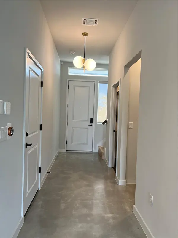 1302 Limelight LN #26, Pflugerville, TX 78660