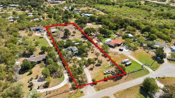 180 Lytton Acres DR, Dale, TX 78616