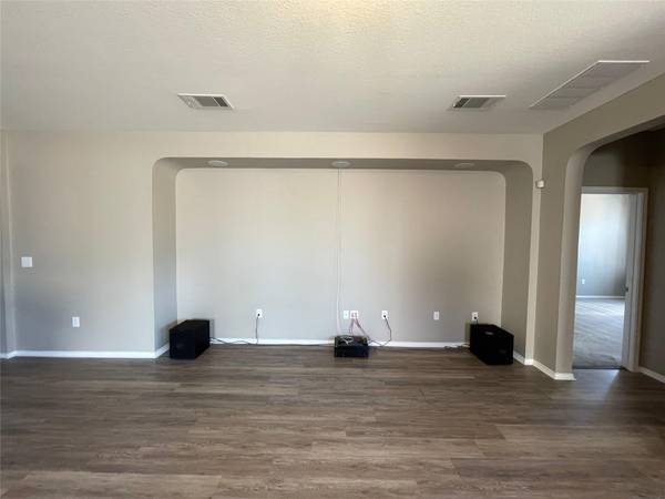6808 Ondantra BND, Austin, TX 78744