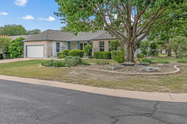 101 Vinca DR, Georgetown, TX 78633