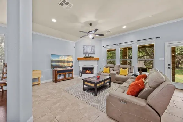 246 Southern Sunset CV, Driftwood, TX 78619