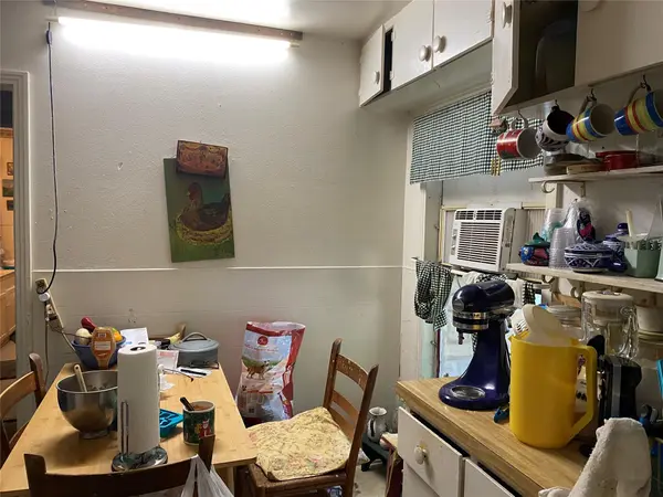 303 Lamon ST, Burnet, TX 78611