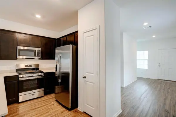 484 Gabbro GDNS, Maxwell, TX 78656