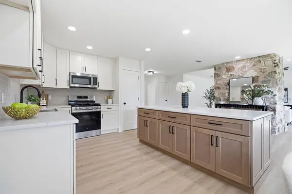 1103 Stillhouse SPG, Round Rock, TX 78681