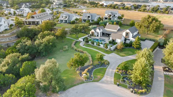 Address not disclosed, Spicewood, TX 78669
