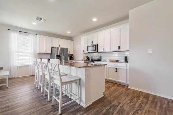 120 Northern Harrier CT, Leander, TX 78641