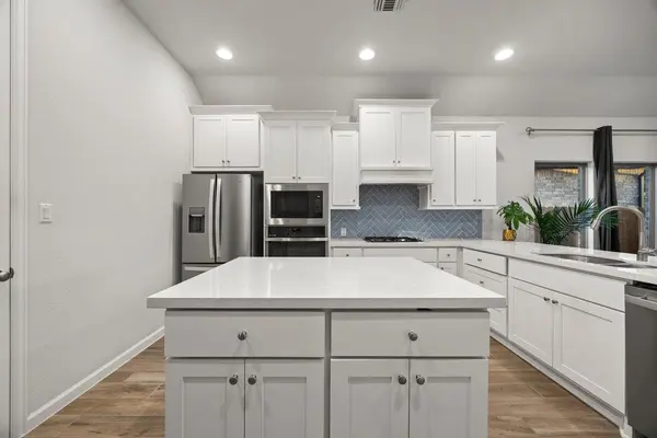 1113 Mulberry Oak LN, Georgetown, TX 78628