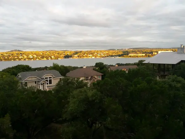 443 Summit Ridge DR N, Lago Vista, TX 78645