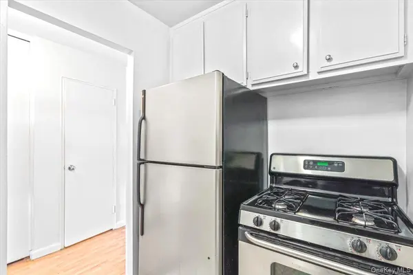 85-15 Main ST #12B, Briarwood, NY 11501