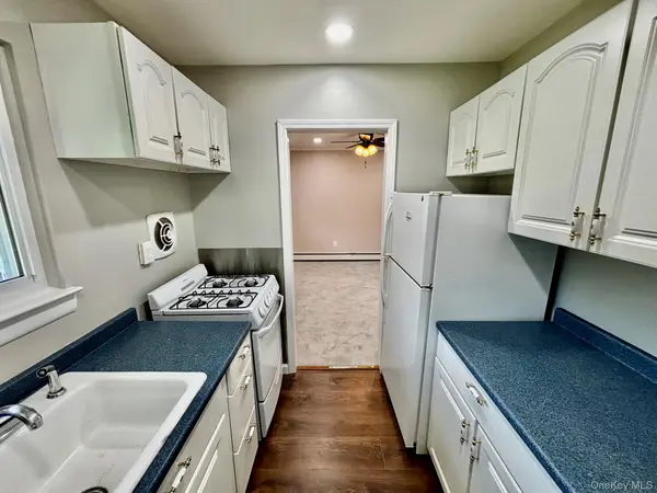 321 Titusville RD #F102, Poughkeepsie, NY 12603