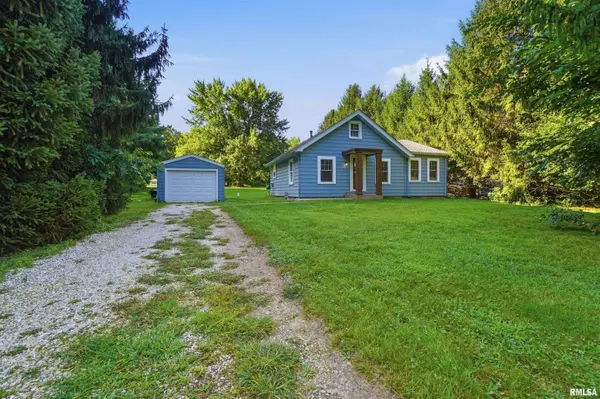 1704 W BLACKBERRY LN, Peoria, IL 61615