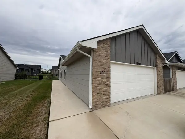 2921 S Maize Ct, Wichita, KS 67215