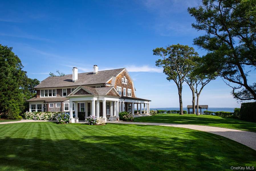 1140 Park AVE, Mattituck, NY 11952