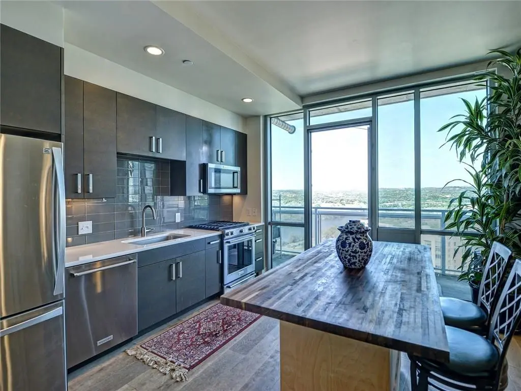 222 West Ave #2604, Austin, TX 78701
