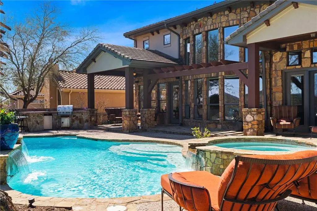 11520 Eagles Glen DR, Austin, TX 78732